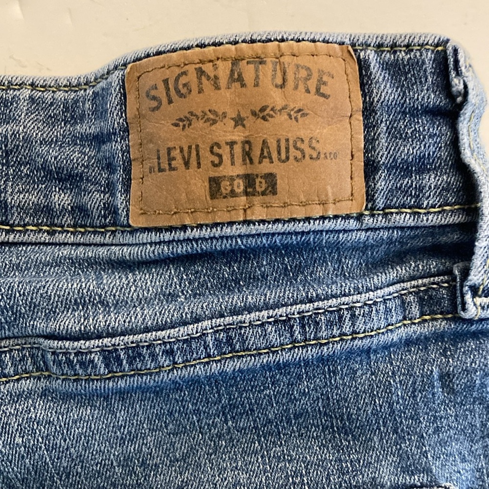 Levi’s mid rise jean shorts signature Levi Strauss gold denim 5 pocket 10 w30 - Picture 10 of 12